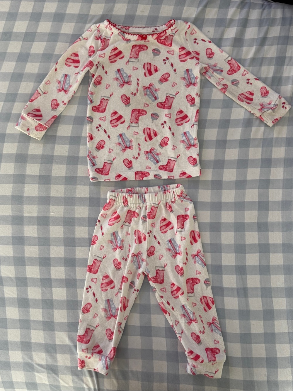 Girls White and Pink Holiday Heart Pajama Set